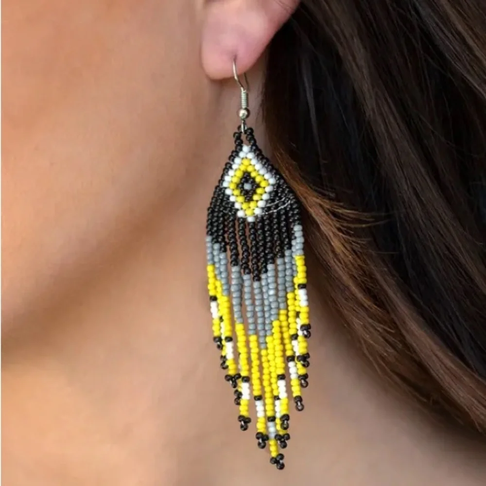 Beaded Earrings paparazzi wind blown wanderer e39 - Picture 1 of 2